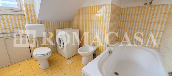 2 Schlafzimmer Penthouse in Rome, Italy, Nr. 276412 8