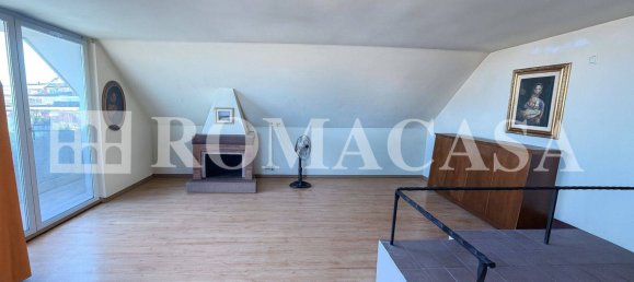 2 Schlafzimmer Penthouse in Rome, Italy, Nr. 276412 2