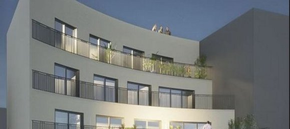 1 bedroom Apartment in Suresnes, France No. 137042 5