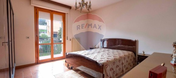 4 rooms Apartment in Cupramontana, Italy No. 5994 9