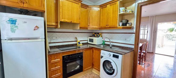 3 Schlafzimmer Wohnung in Torrevieja, Spanien, Nr. 365864 3