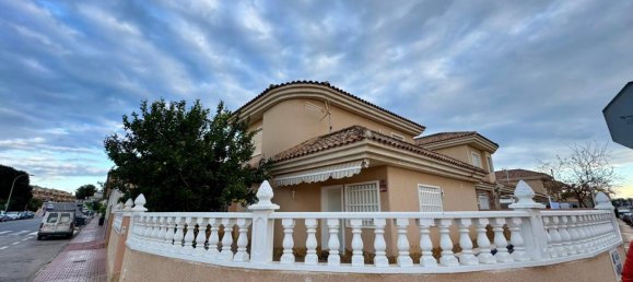 3 Schlafzimmer Wohnung in Torrevieja, Spanien, Nr. 365864 24