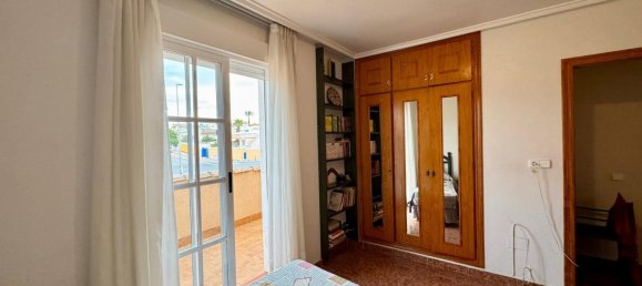 3 Schlafzimmer Wohnung in Torrevieja, Spanien, Nr. 365864 16