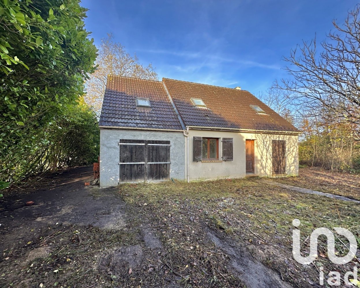 Casa de 6 habitaciónes en Courtenay, France No. 56658