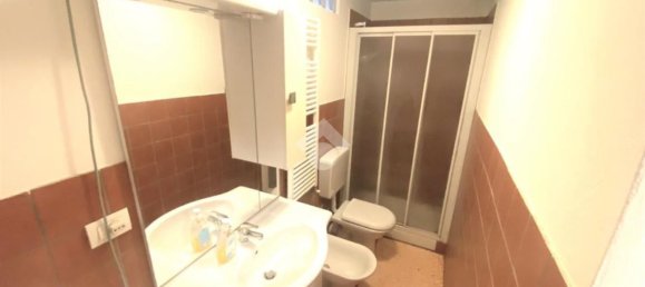 Дом с 4 комнатами в Коллеккьо, Италия № 9107 6