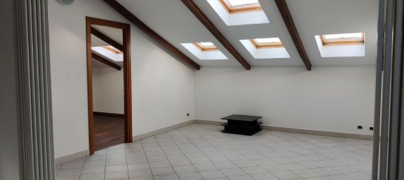 Apartamento de 5 habitaciónes en Robassomero, Italy No. 18393 9