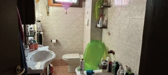 3 rooms Apartment in Cormano, Italy No. 215836 11