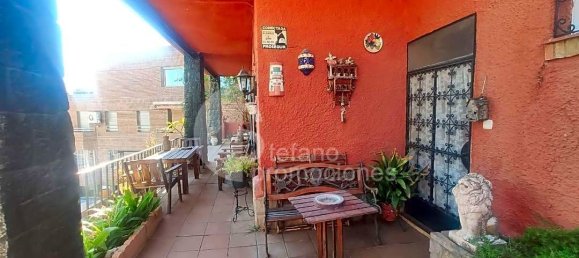 4 bedrooms House in Malaga, Spain No. 104131 6