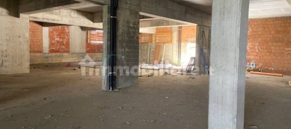 4-Zimmer Gewerbliche Immobilie in Bergamo, Italy, Nr. 75091 2