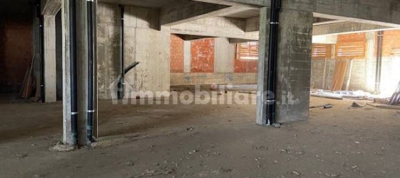 4-Zimmer Gewerbliche Immobilie in Bergamo, Italy, Nr. 75091 17