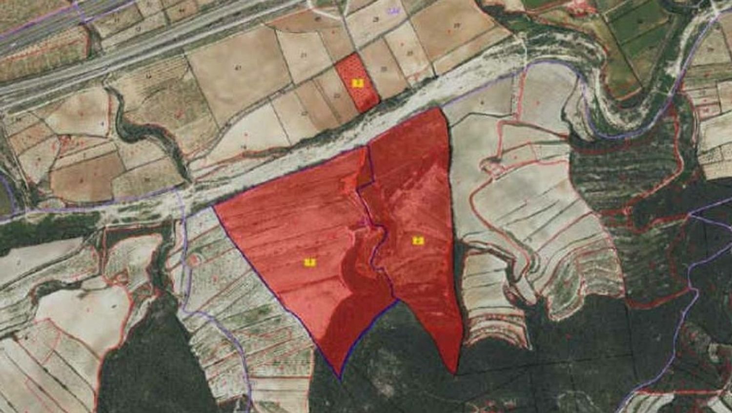 Terreno en Mogente, Spain No. 204304