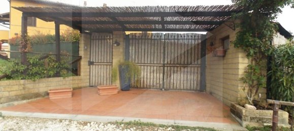 2-salle Propriété commerciale à Montopoli in Val d'Arno, Italy No. 20760 25