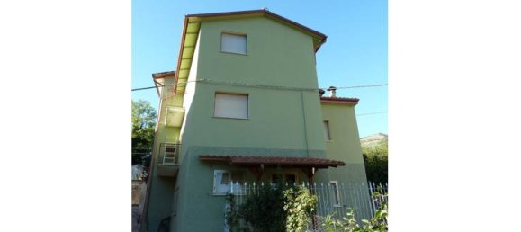 2 bedrooms House in Ancona, Italy No. 254079 8