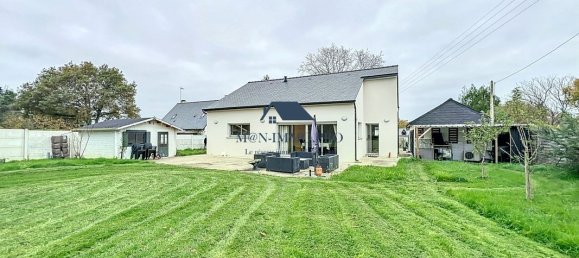 3 bedrooms House in Chanteloup, France No. 208780 15