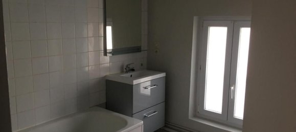 2 chambres Appartement à Châlons-en-Champagne, France No. 209353 6