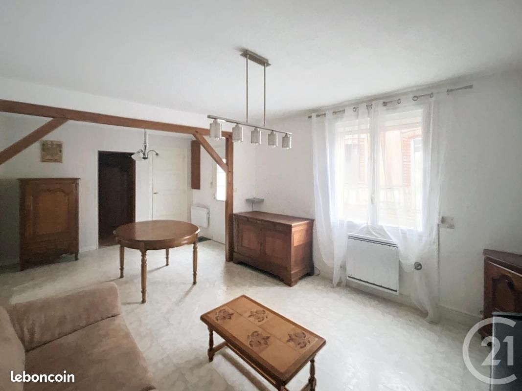 Adosado de 2 dormitorios en Conde-sur-Marne, France No. 42098