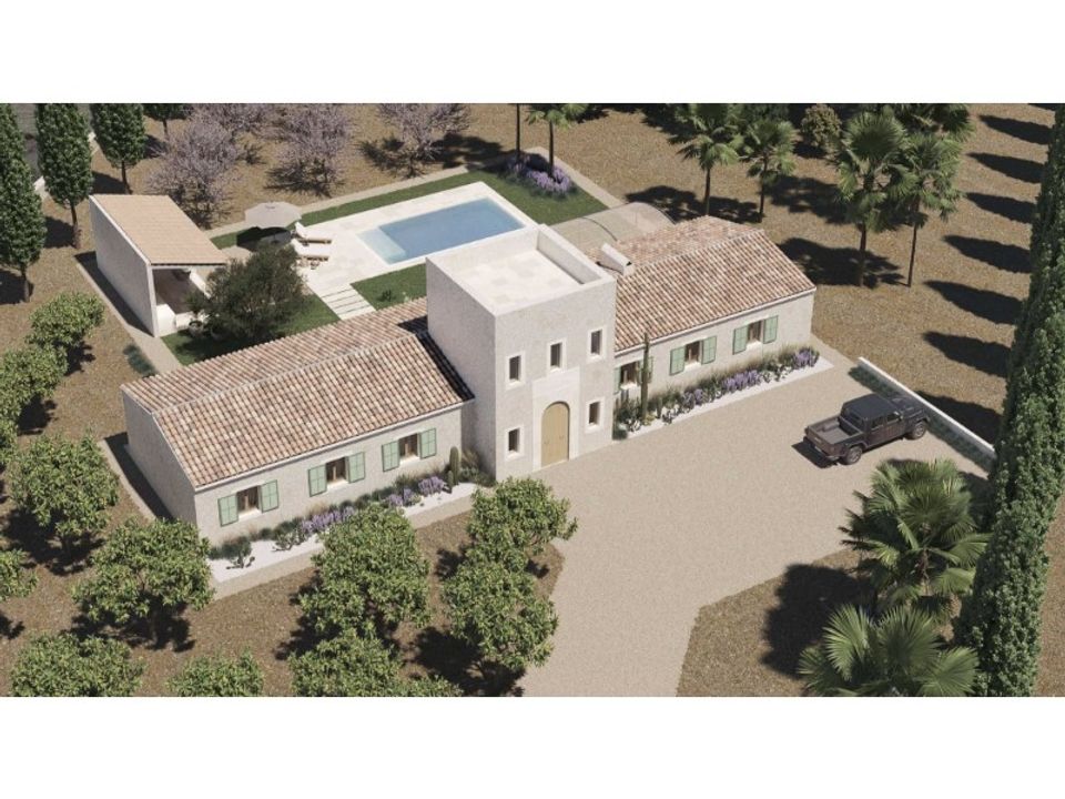 330m² Land in Campos, Spain No. 199537