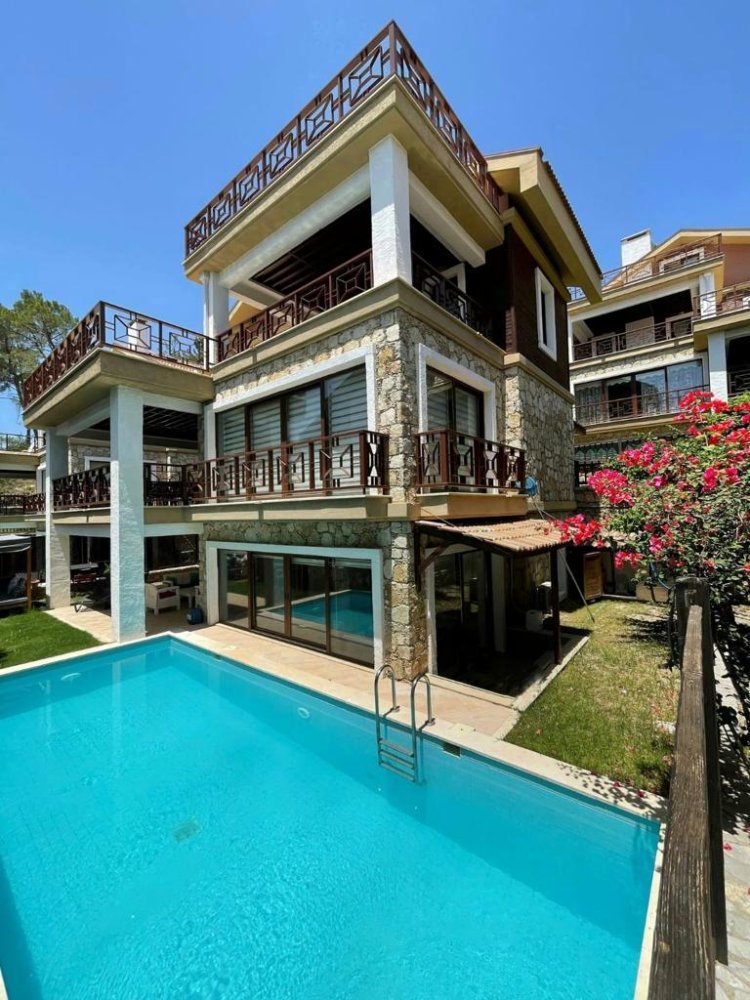 Villa 5+1 in Gocek, Turkey No. 16026