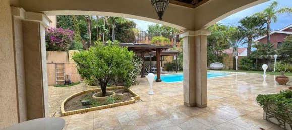 5 bedrooms House in Germasogeia, Cyprus No. 7061 10