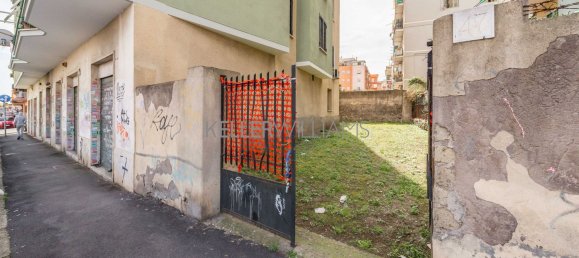 Коммерческая недвижимость 59м² в Рим, Италия № 163102 9