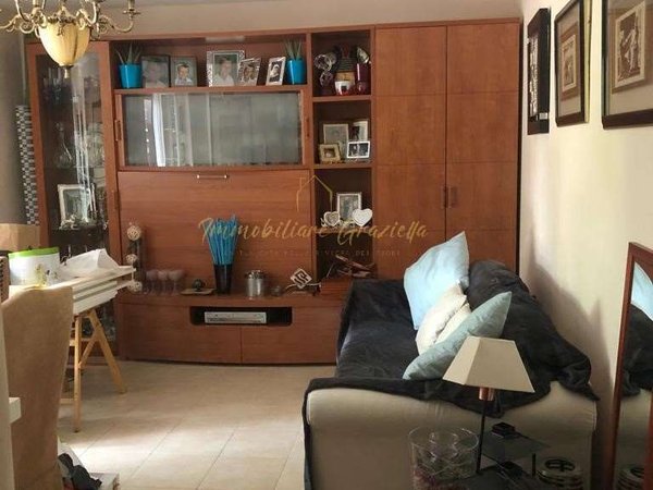 Apartamento de 3 habitaciónes en Bordighera, Italy No. 16343
