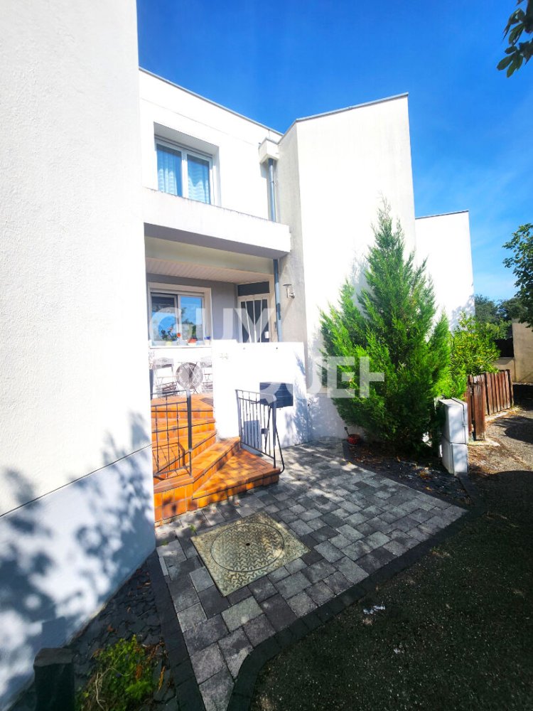 3 bedrooms House in Mulhouse, France No. 249207