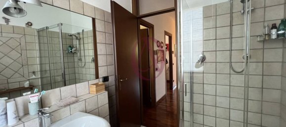 3 bedrooms Villa in Legnano, Italy No. 347629 35