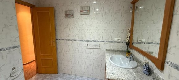 Apartamento de 3 dormitorios en Novelda, Spain No. 145433 11