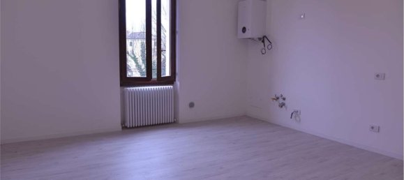 2-Zimmer Wohnung in Cremona, Italy, Nr. 125846 2