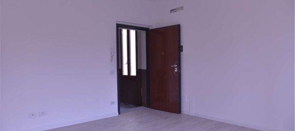 2-Zimmer Wohnung in Cremona, Italy, Nr. 125846 7