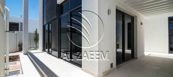 4 bedrooms Villa in Yas Island, UAE No. 29770 11