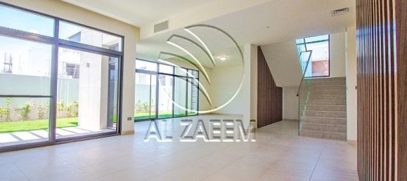 4 bedrooms Villa in Yas Island, UAE No. 29770 3