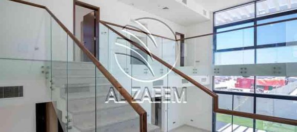 4 bedrooms Villa in Yas Island, UAE No. 29770 8