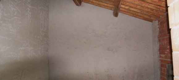 2 bedrooms House in Foiano della Chiana, Italy No. 228403 5