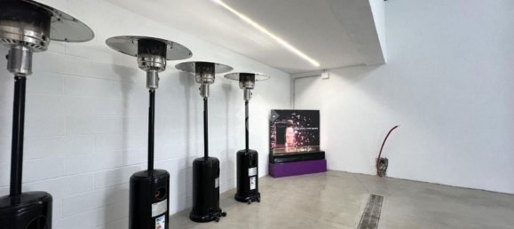 Склад 280м² в Турин, Италия № 375248 8