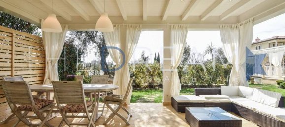 5 bedrooms Villa in Forte dei Marmi, Italy No. 35782 38