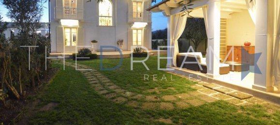 5 bedrooms Villa in Forte dei Marmi, Italy No. 35782 5