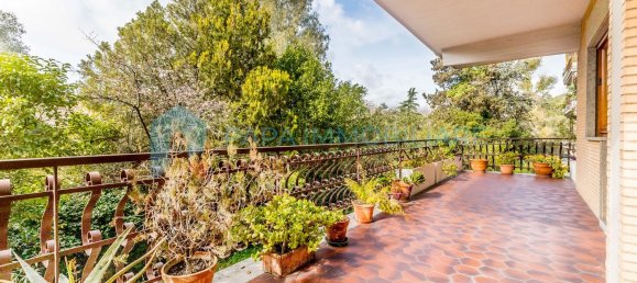 4-salle Appartement à Rome, Italy No. 200898 20