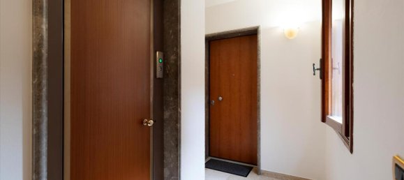 2 bedrooms Apartment in Venice, Italy No. 56731 17