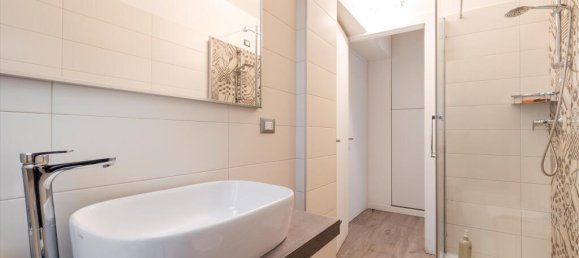 2 bedrooms Apartment in Venice, Italy No. 56731 11