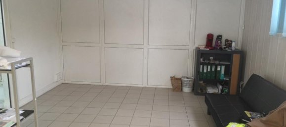 Gewerbliche Immobilie in Pont-Sainte-Marie, France 120m², Nr. 82982 2