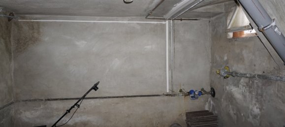 6 rooms House in Reutlingen, Germany No. 322596 25