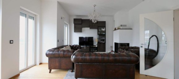 8-Zimmer Villa in Kaulsdorf, Germany, Nr. 295905 7