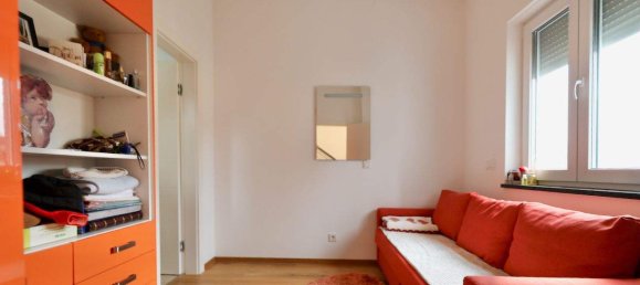 8-Zimmer Villa in Kaulsdorf, Germany, Nr. 295905 4