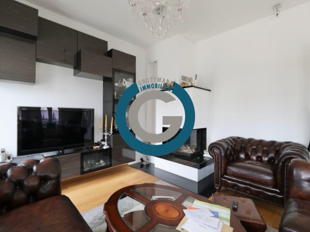 8-Zimmer Villa in Kaulsdorf, Germany, Nr. 295905