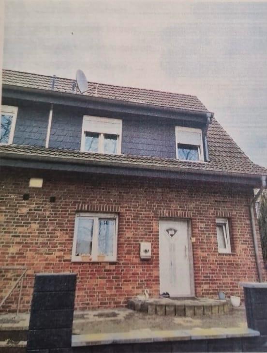 Таунхаус с 4 спальнями в Дуйсбург, Германия № 290560