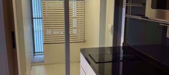 Apartamento com 1 quarto em condomínio em Khlong Toei, Thailand N.º 4778 6