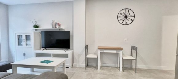 2 bedrooms Apartment in Fuengirola, Spain No. 54055 3