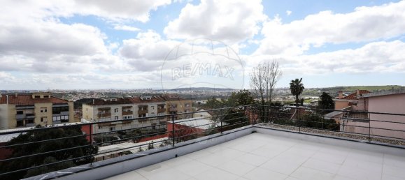 3 bedrooms House in Odivelas, Portugal No. 42326 31