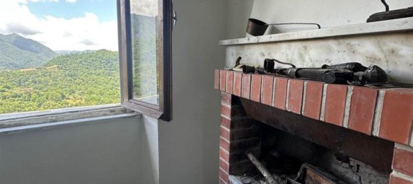 6 rooms House in Casola in Lunigiana, Italy No. 261559 16